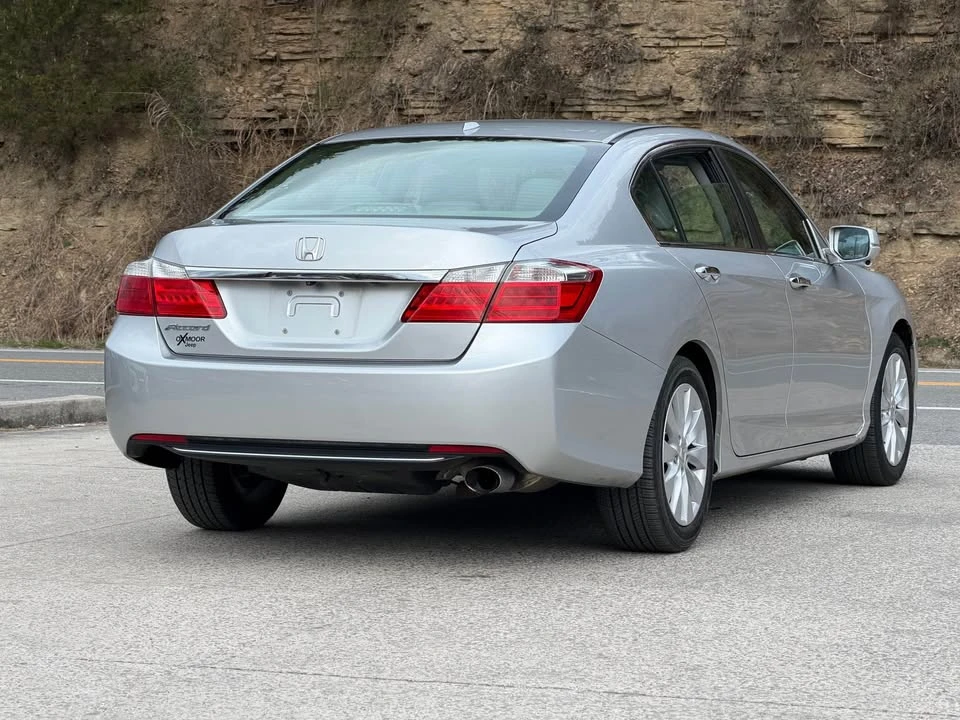 2014 Honda Accord 9th Gen - Image 4 of 15