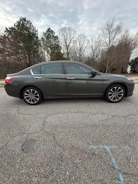 2014 Honda Accord 9th Gen - Image 3 of 17