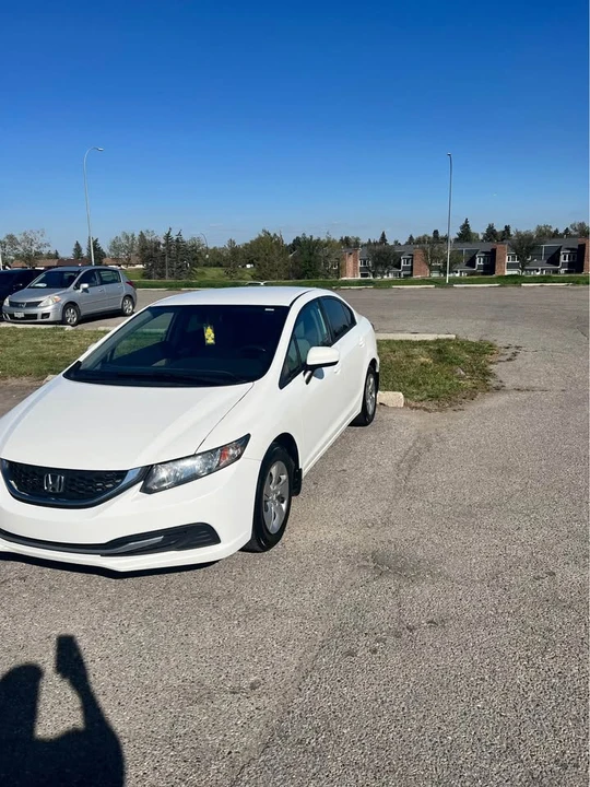 2014 Honda Civic 9th Gen - Image 2 of 7