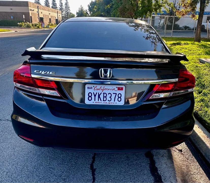 2014 Honda Civic 9th Gen - Image 5 of 9