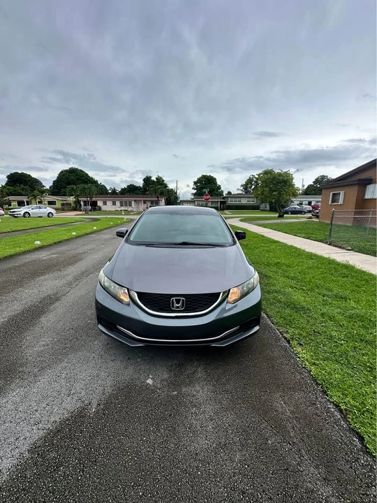 2014 Honda Civic 9th Gen - Image 3 of 11