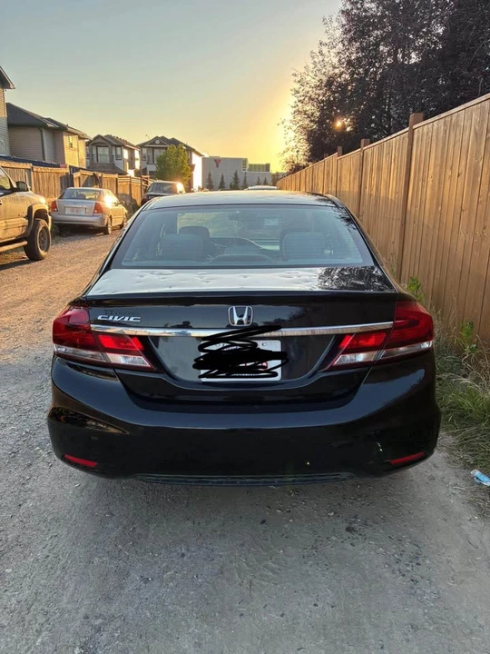 2014 Honda Civic 9th Gen - Image 2 of 8