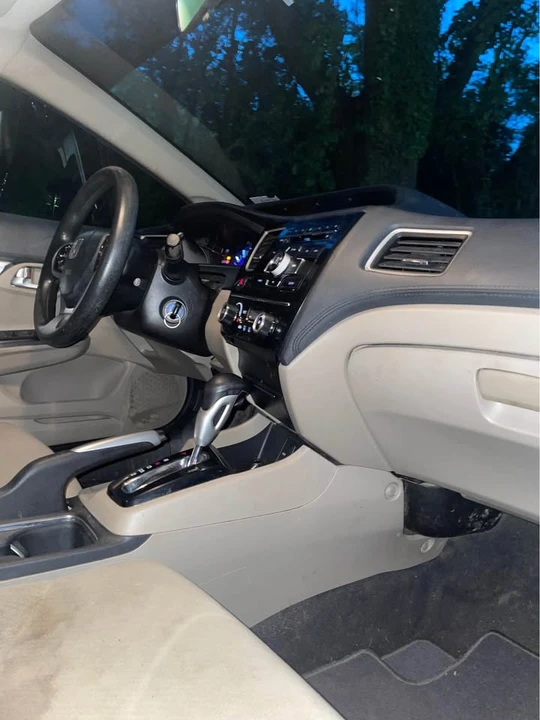 2014 Honda Civic 9th Gen - Image 9 of 10