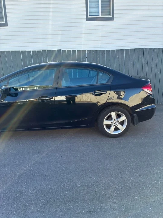 2014 Honda Civic 9th Gen - Image 4 of 5