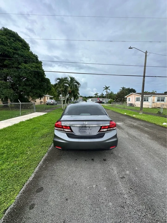 2014 Honda Civic 9th Gen - Image 6 of 11