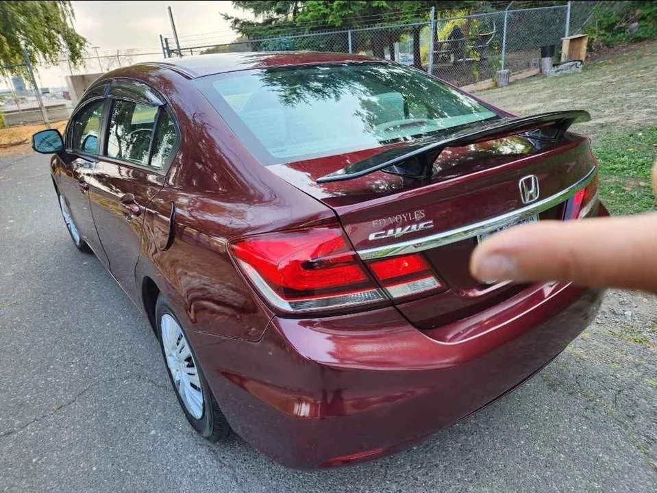 2014 Honda Civic 9th Gen - Image 5 of 5