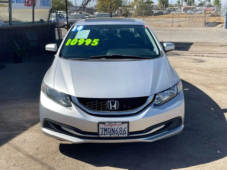 2014 Honda Civic 9th Gen - Image 2 of 10