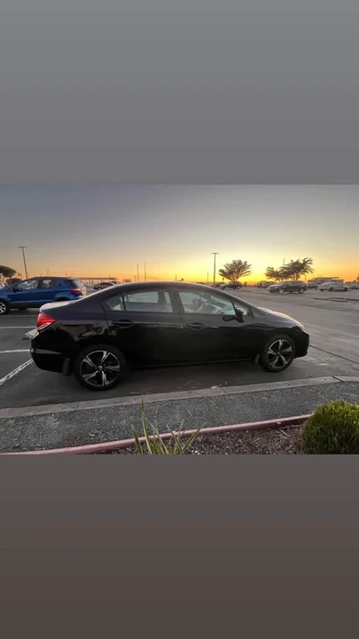 2014 Honda Civic 9th Gen - Image 4 of 5