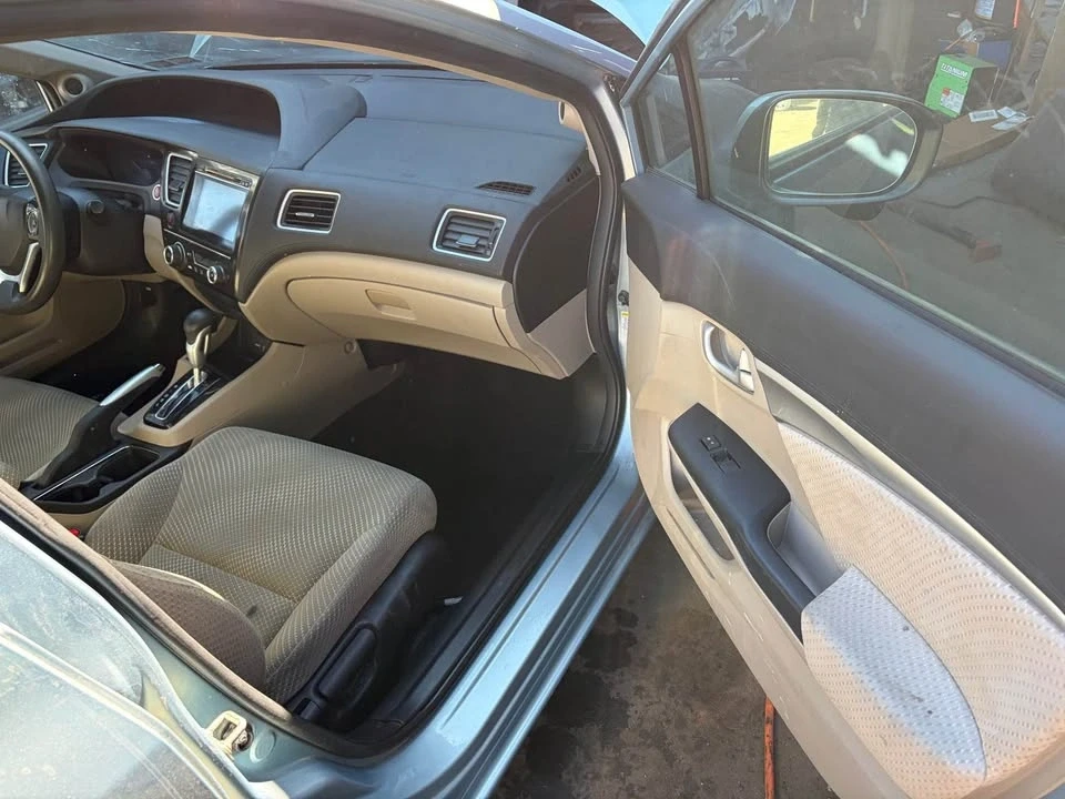 2014 Honda Civic 9th Gen - Image 5 of 19