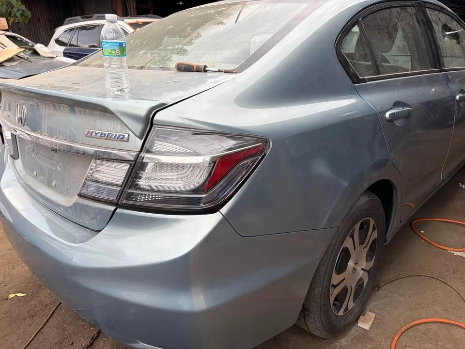 2014 Honda Civic 9th Gen - Image 18 of 19