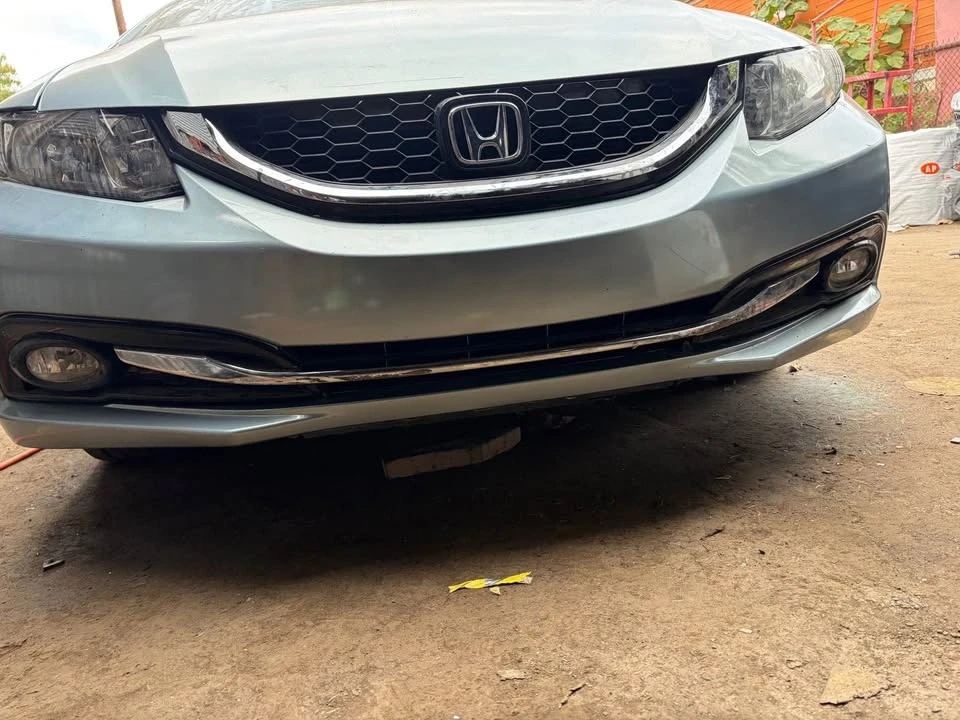 2014 Honda Civic 9th Gen - Image 17 of 19