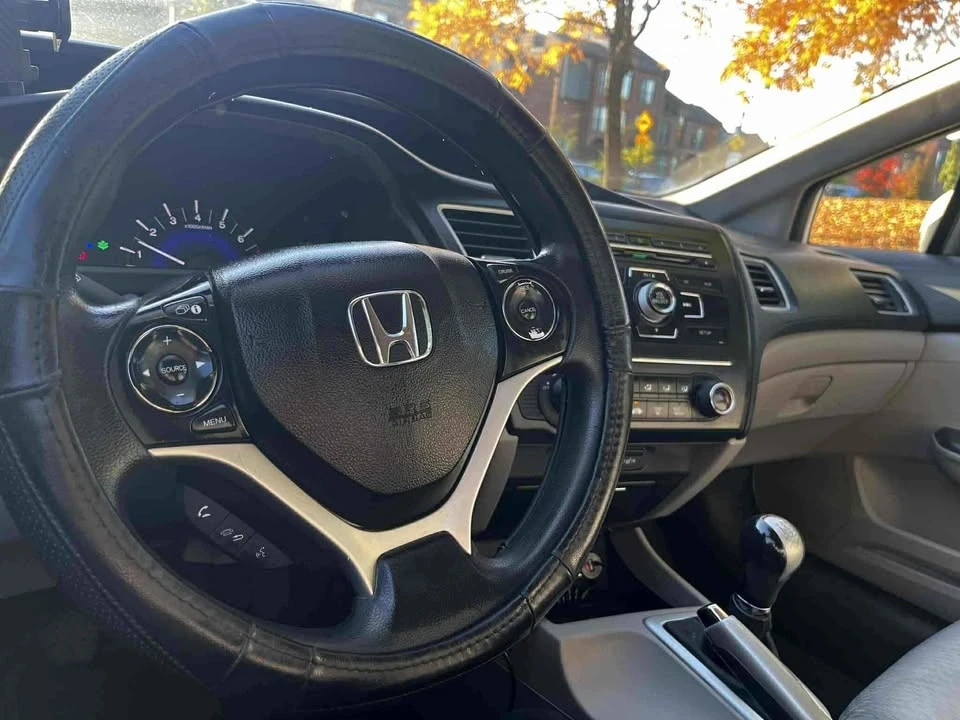 2014 Honda Civic 9th Gen - Image 2 of 7