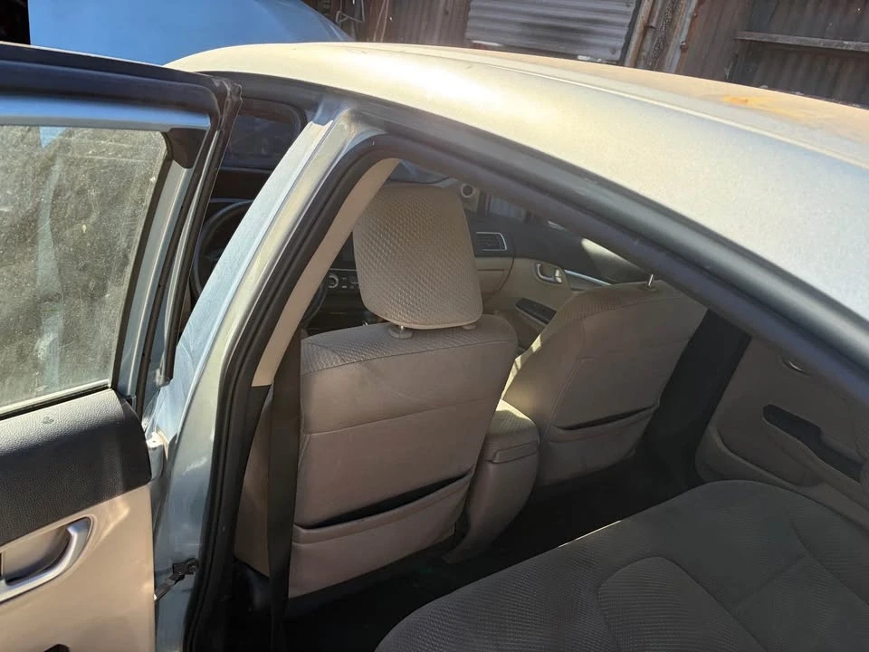 2014 Honda Civic 9th Gen - Image 3 of 19