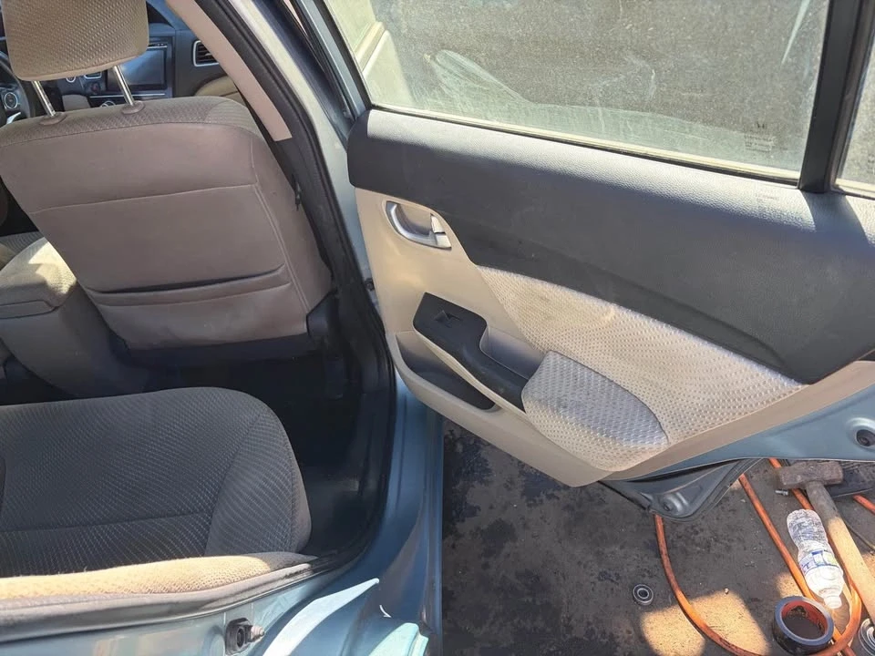 2014 Honda Civic 9th Gen - Image 6 of 19