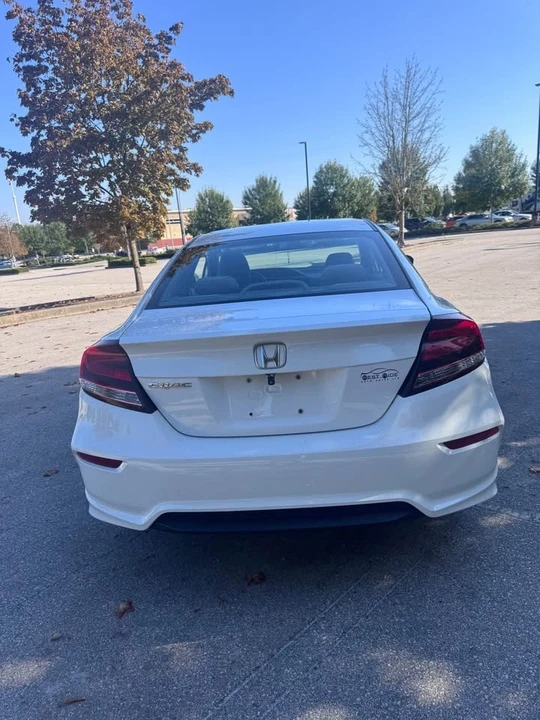 2014 Honda Civic 9th Gen - Image 3 of 15