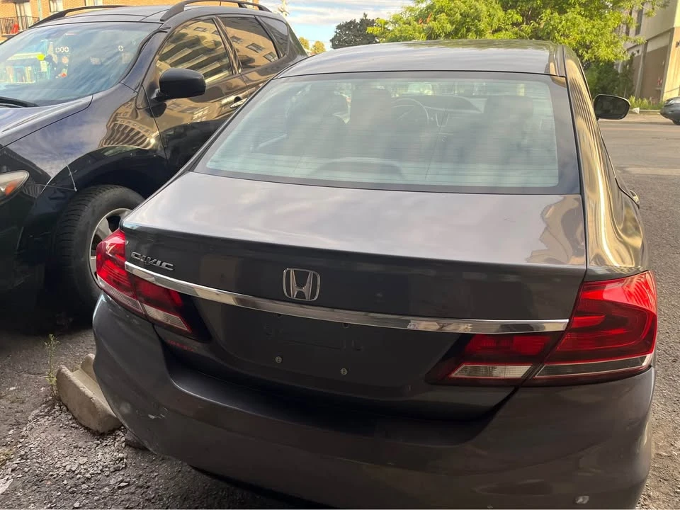 2014 Honda Civic 9th Gen - Image 2 of 9