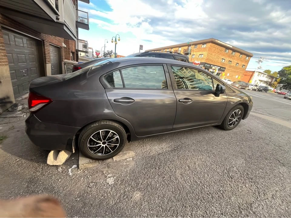2014 Honda Civic 9th Gen - Image 3 of 9