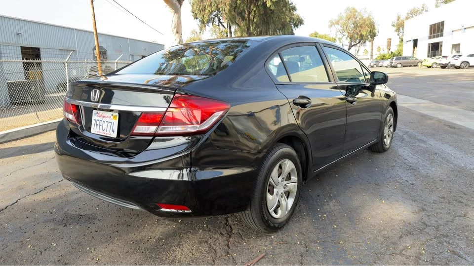 2014 Honda Civic 9th Gen - Image 3 of 15