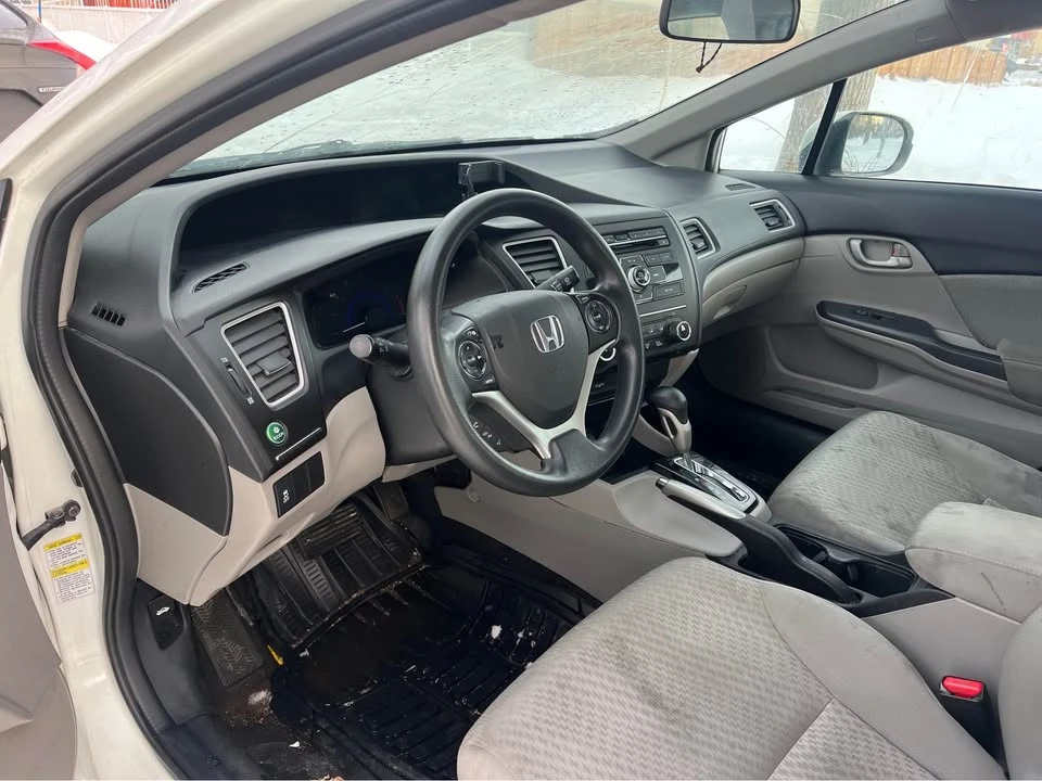 2014 Honda Civic 9th Gen - Image 2 of 5