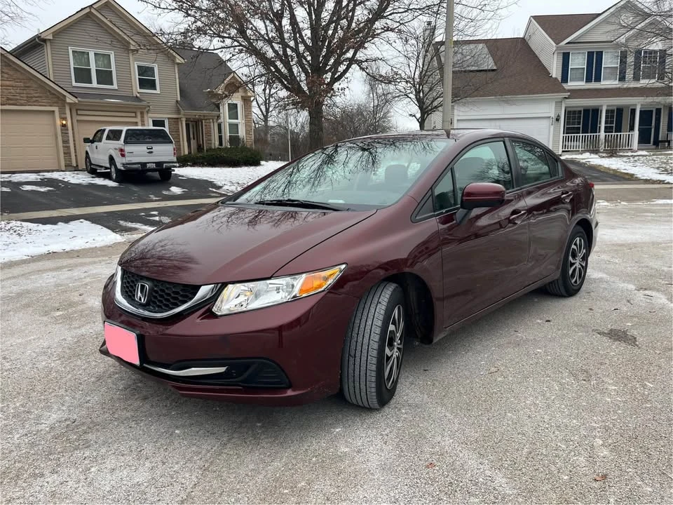 2014 Honda Civic 9th Gen - Image 2 of 8