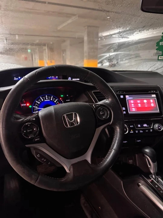 2014 Honda Civic 9th Gen - Image 9 of 11