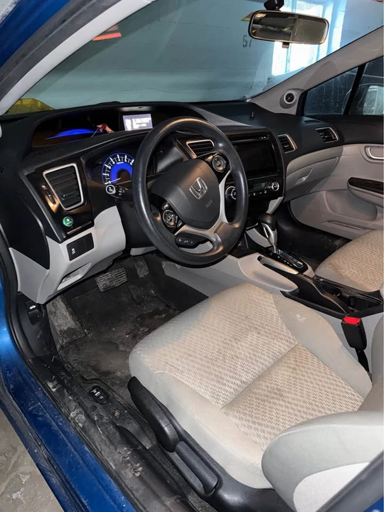 2014 Honda Civic 9th Gen - Image 9 of 16