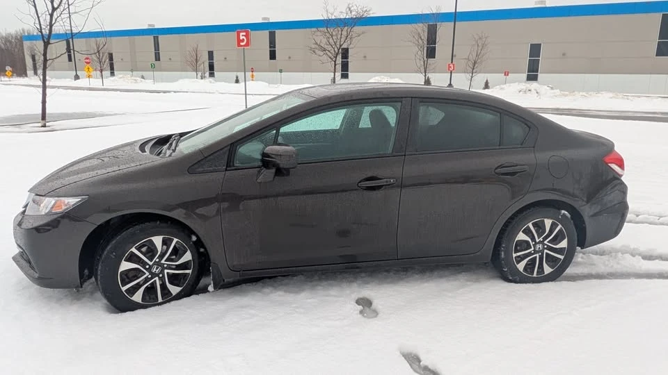 2014 Honda Civic 9th Gen - Image 9 of 12
