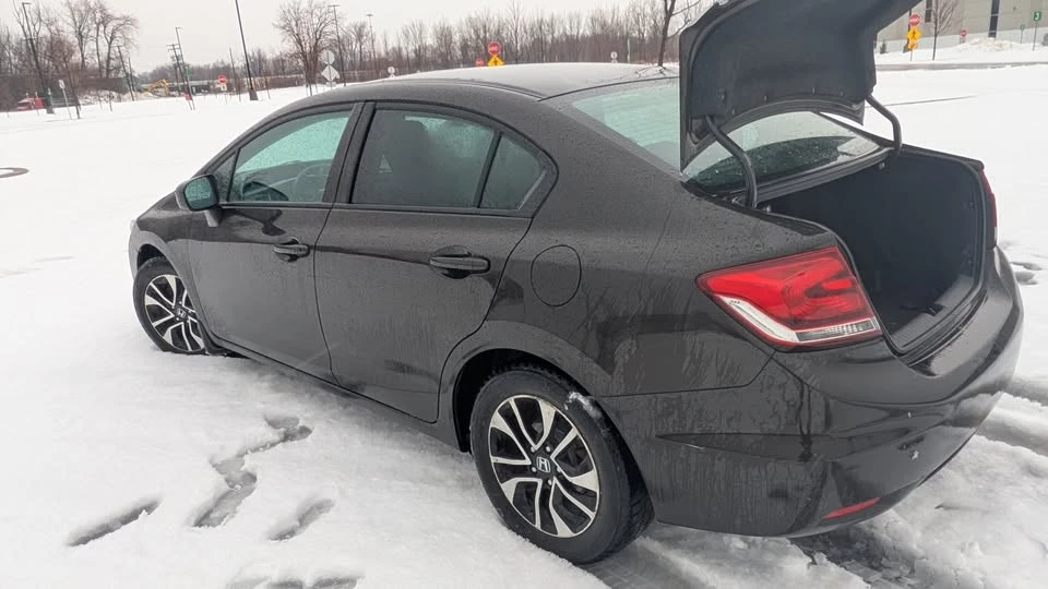 2014 Honda Civic 9th Gen - Image 3 of 12