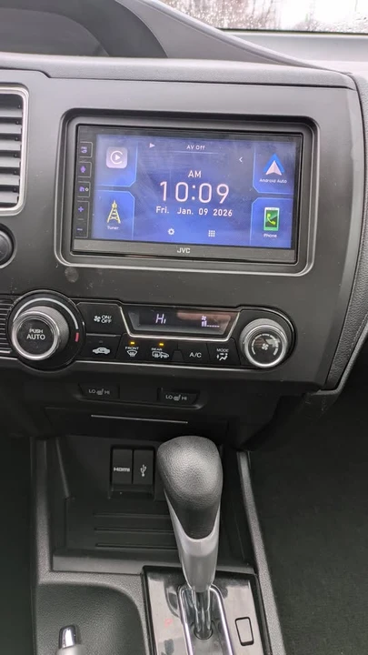 2014 Honda Civic 9th Gen - Image 2 of 12