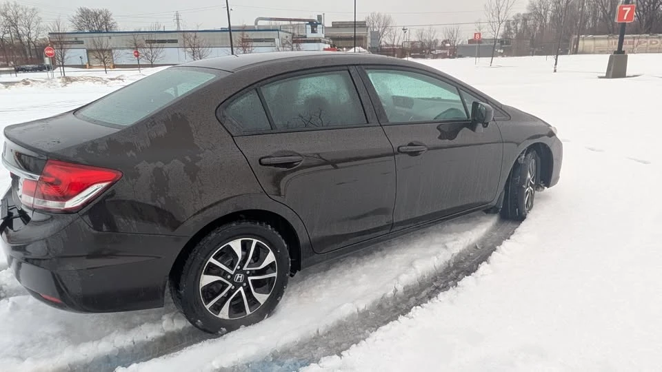 2014 Honda Civic 9th Gen - Image 7 of 12