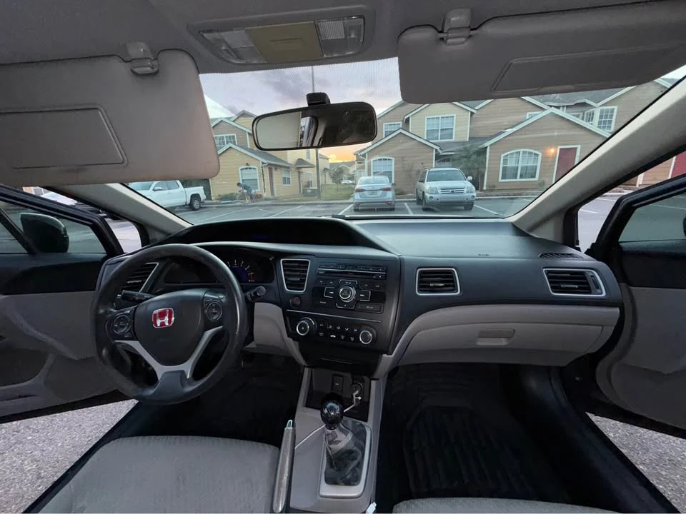 2014 Honda Civic 9th Gen - Image 10 of 12