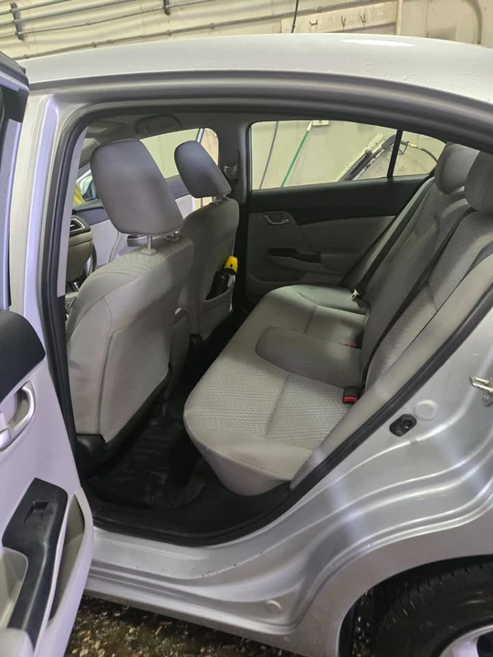 2014 Honda Civic 9th Gen - Image 13 of 19
