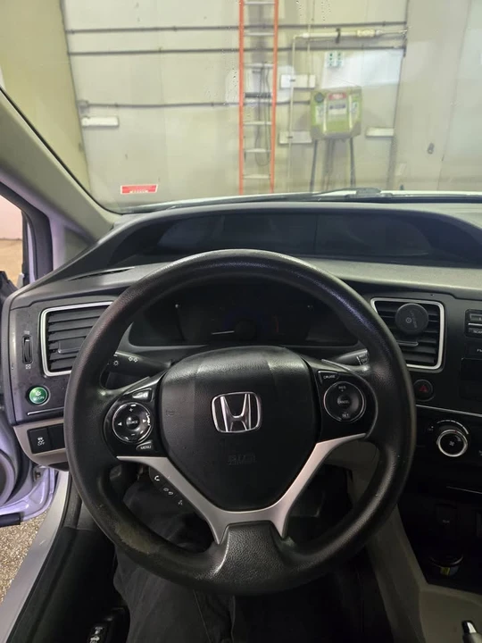 2014 Honda Civic 9th Gen - Image 11 of 19