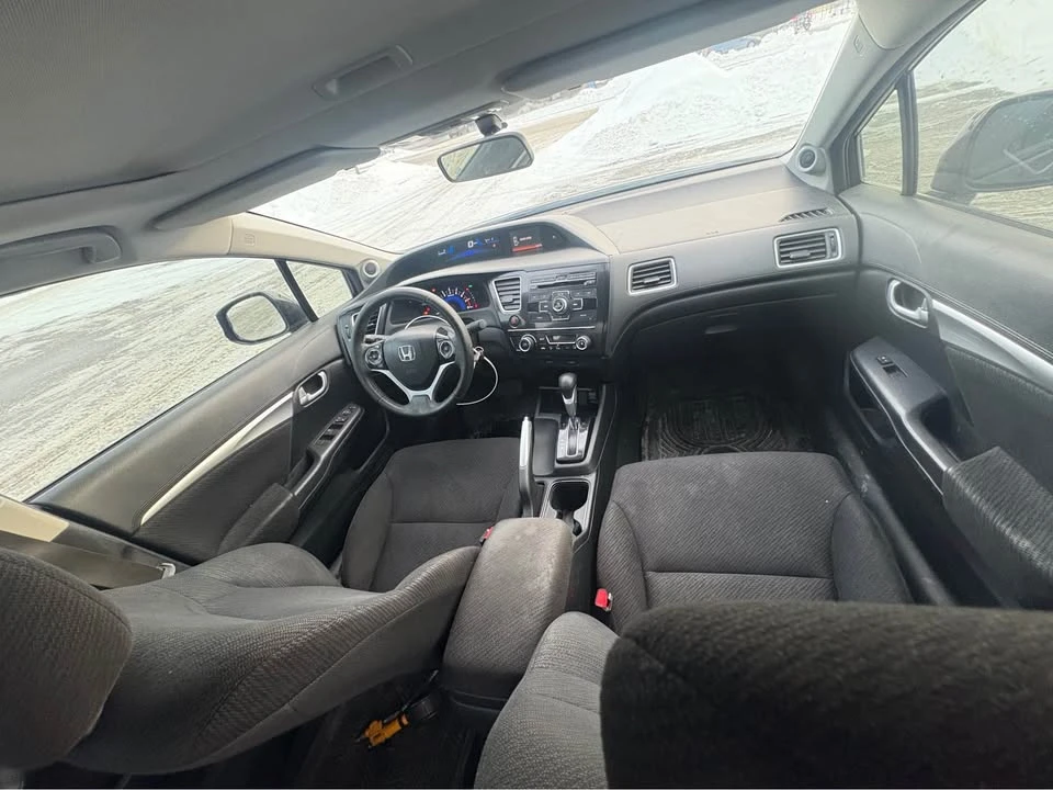 2014 Honda Civic 9th Gen - Image 10 of 15