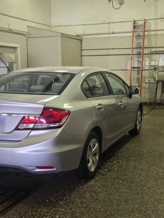 2014 Honda Civic 9th Gen - Image 4 of 19