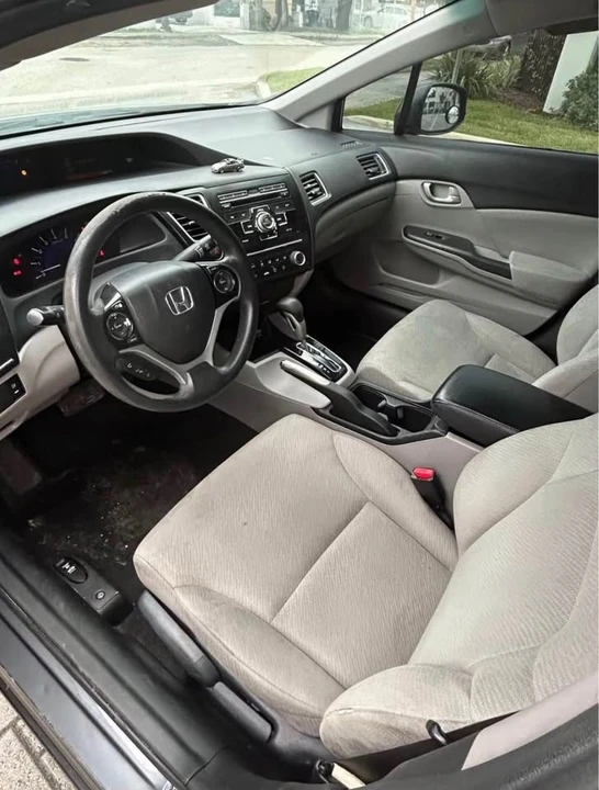 2014 Honda Civic 9th Gen - Image 2 of 2