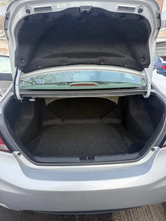 2014 Honda Civic 9th Gen - Image 5 of 10