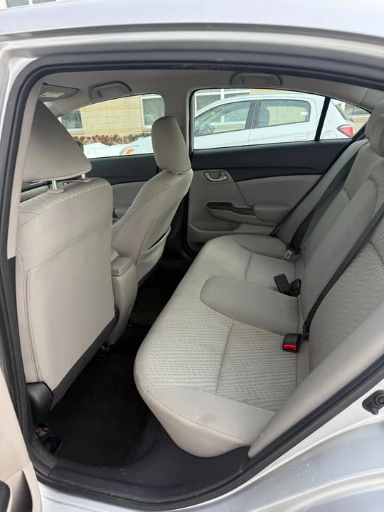 2014 Honda Civic 9th Gen - Image 7 of 10