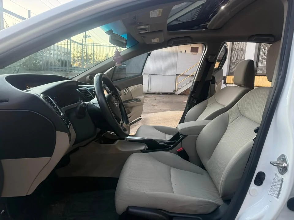 2014 Honda Civic 9th Gen - Image 4 of 4