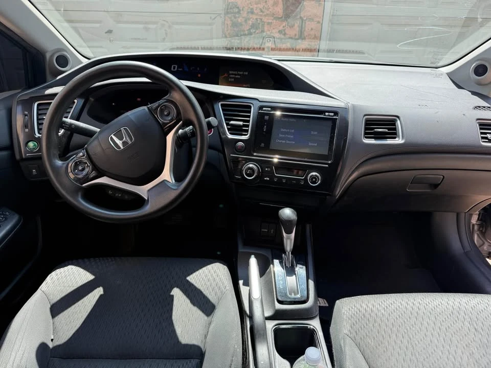 2014 Honda Civic 9th Gen - Image 9 of 11