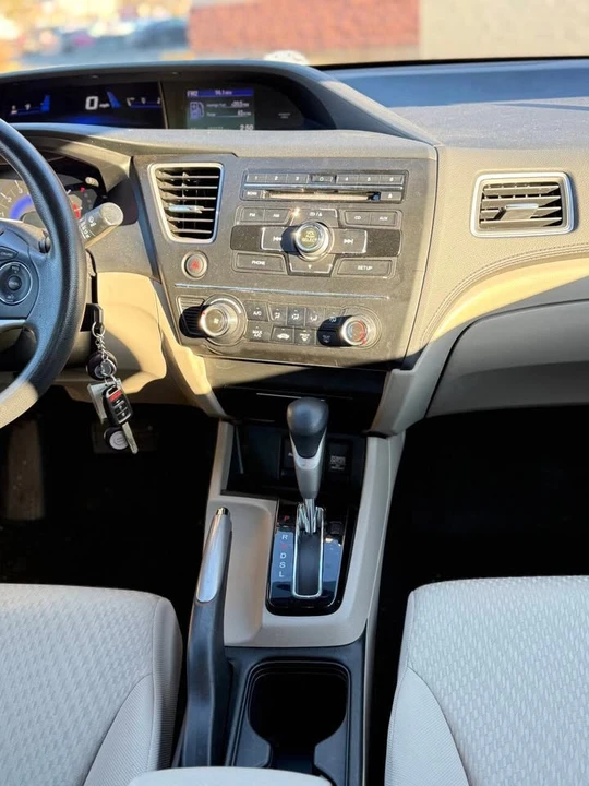 2014 Honda Civic 9th Gen - Image 18 of 20