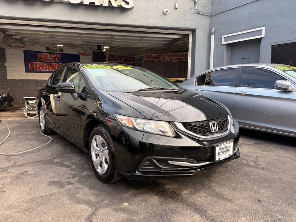 2014 Honda Civic 9th Gen - Image 4 of 13