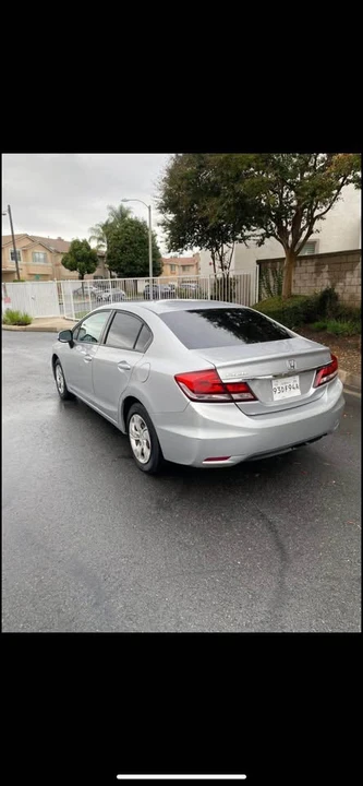 2014 Honda Civic 9th Gen - Image 2 of 8
