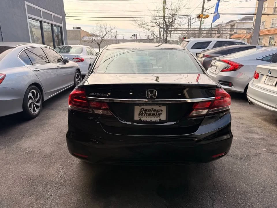 2014 Honda Civic 9th Gen - Image 5 of 13