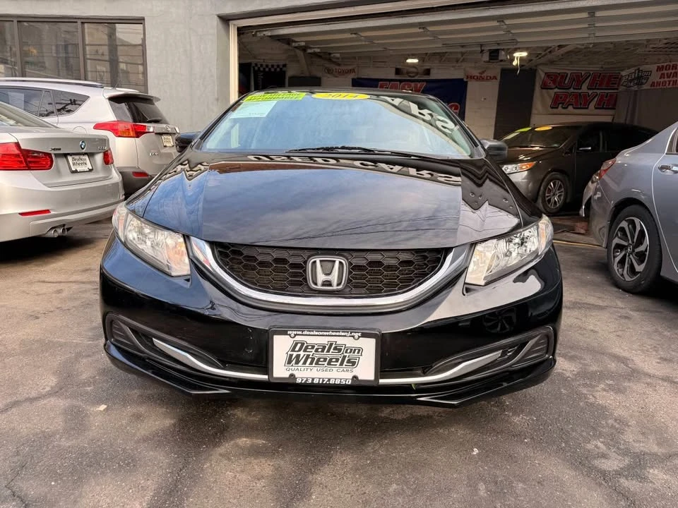 2014 Honda Civic 9th Gen - Image 3 of 13