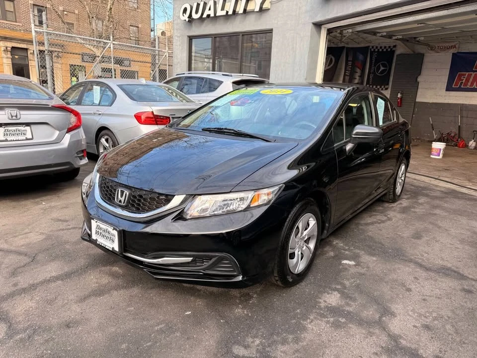 2014 Honda Civic 9th Gen - Image 2 of 13