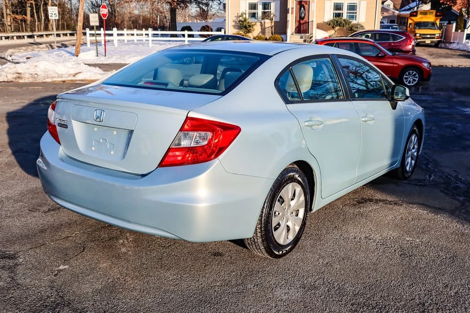 2014 Honda Civic 9th Gen - Image 7 of 11