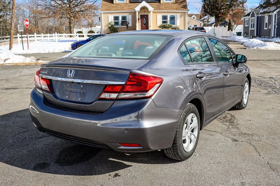 2014 Honda Civic 9th Gen - Image 4 of 8