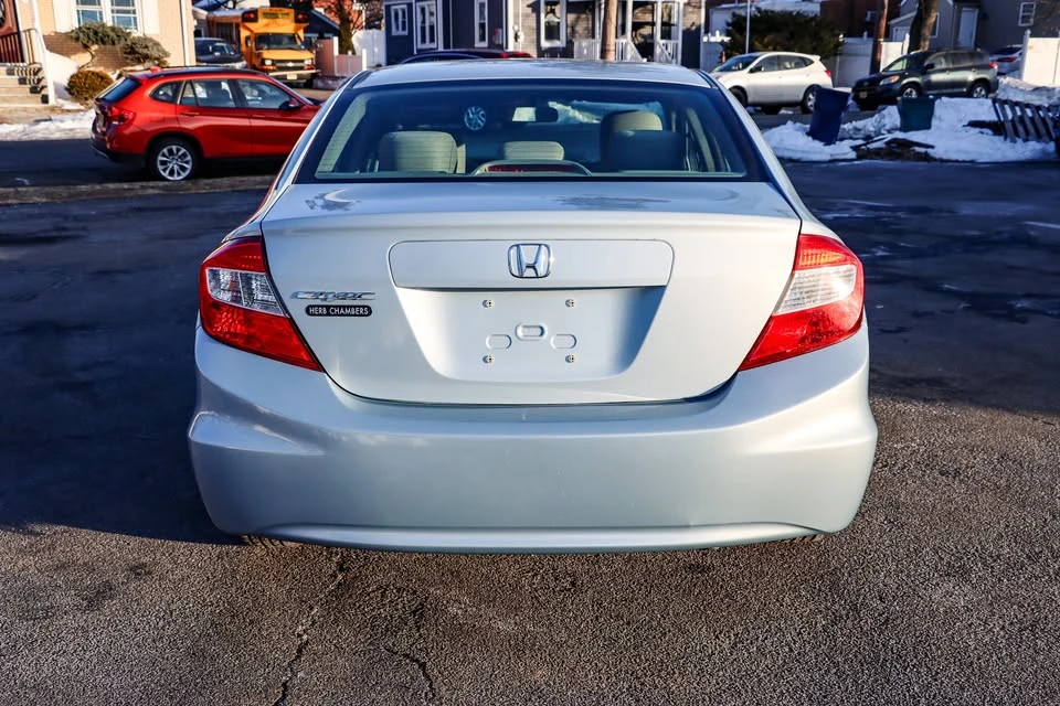 2014 Honda Civic 9th Gen - Image 6 of 11