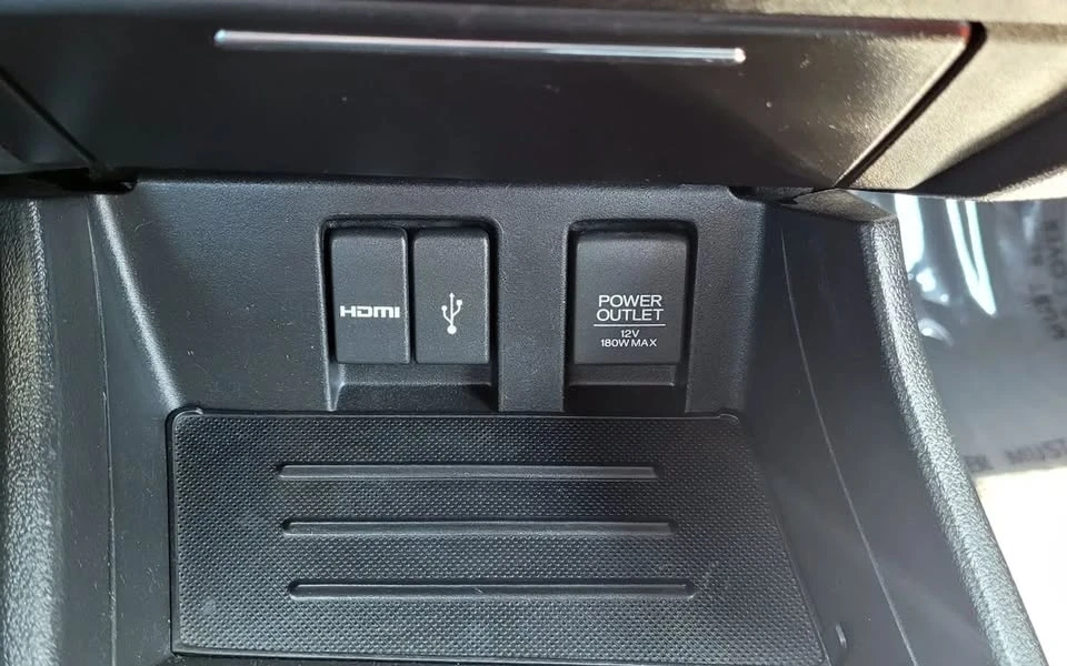 2014 Honda Civic 9th Gen - Image 11 of 17